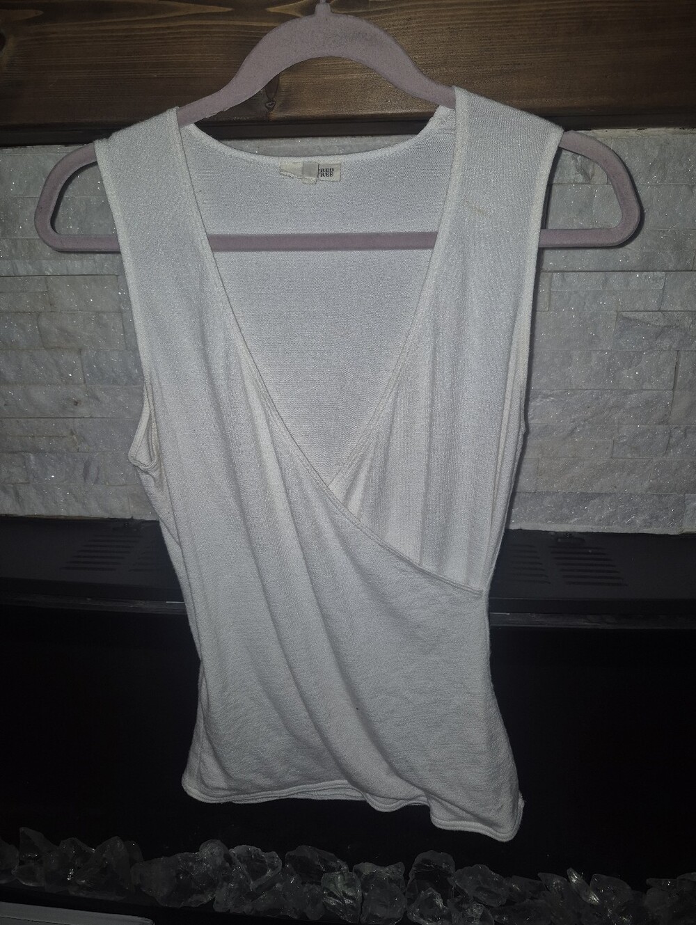 Wilfred White Wrap-Style Sleeveless Tank Top